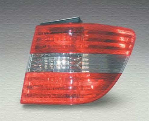 Imagine Lampa spate MAGNETI MARELLI 714027520813