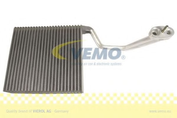 Imagine evaporator,aer conditionat VEMO V10-65-0004