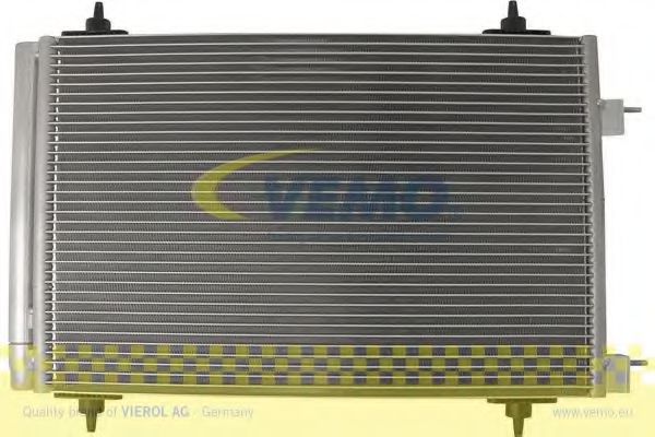 Imagine Condensator, climatizare VEMO V22-62-0010