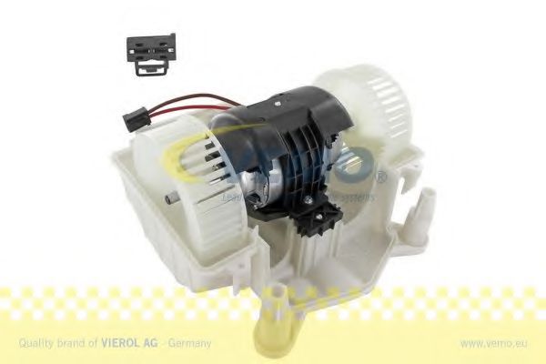 Imagine Ventilator, habitaclu VEMO V30-03-0018